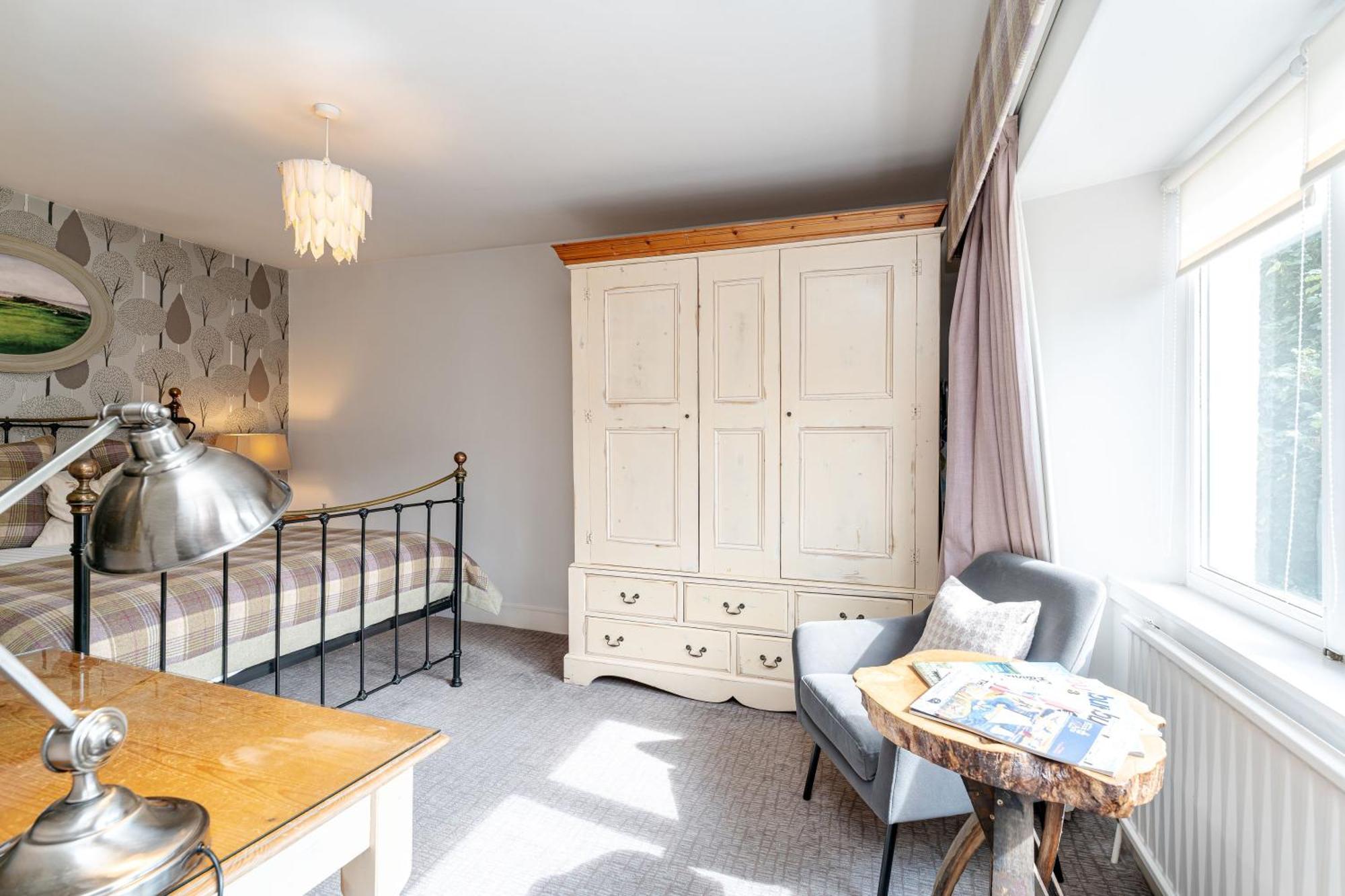 Sandown House Hotel แนร์น ภายนอก รูปภาพ