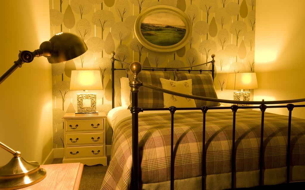 Sandown House Hotel แนร์น ภายนอก รูปภาพ